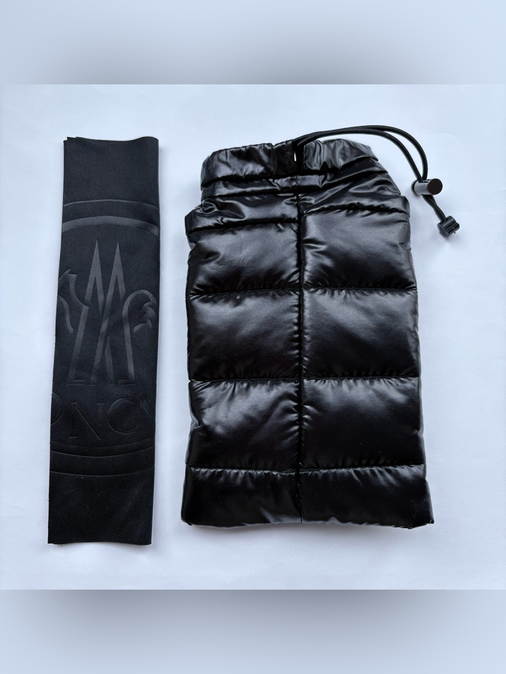 Authentic MONCLER Classic Puffy Down Jacket Style Eyewear Soft Case and Cloth